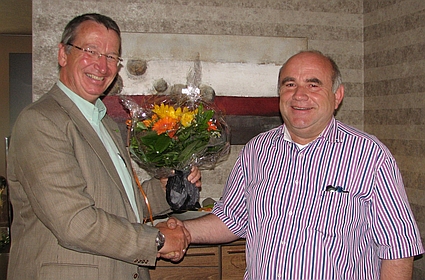 Der Zimmerer und Holzbauer Manfred Heuser wird neues Mitglied